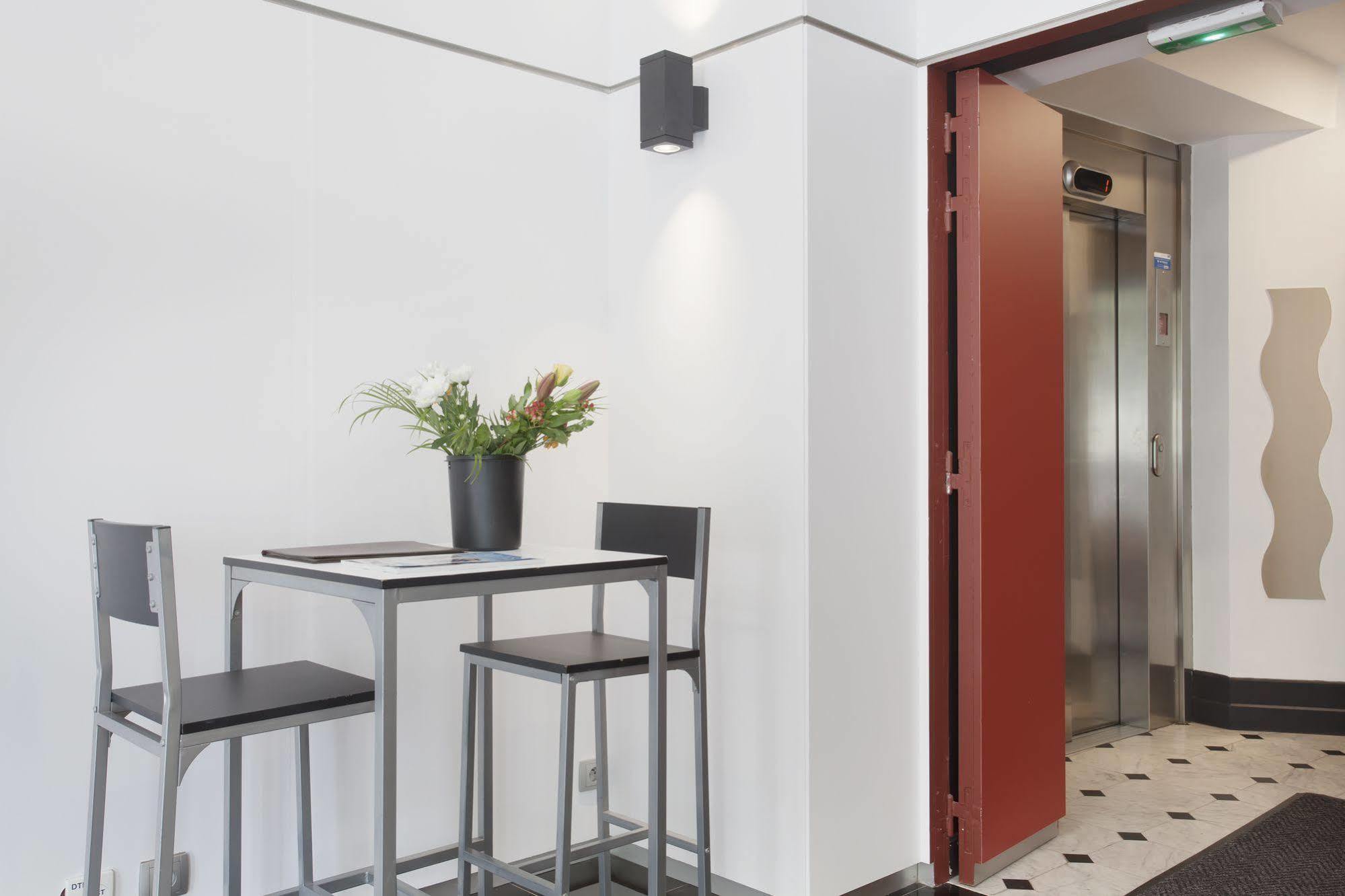 Appart'Hotel Odalys City - Nice Centre Bagian luar foto